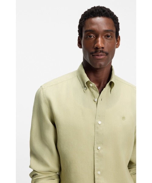 BOSS(ボス)の「レギュラーフィット ボタンダウンシャツ リネン(シャツ/ブラウス・メンズ・カーキ・M/S/L/XL)」の2枚目の写真