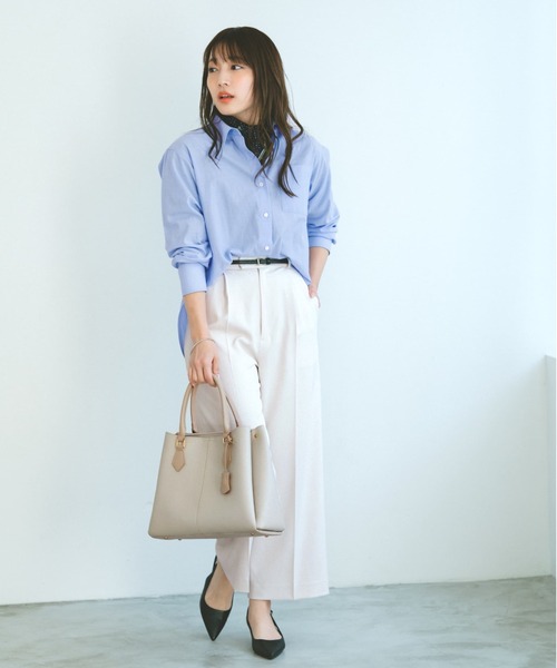 COHINA（コヒナ）の「【VISコラボ】【軽量】チャーム付き2wayトート 【低身長・小柄女性】（トートバッグ・レディース・ホワイト/ブラック/ベージュ・ONE SIZE）」の11枚目の写真