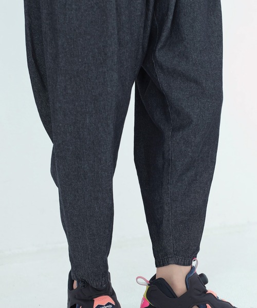 bedsidedrama（ベットサイドドラマ）の「Dream Relaxin Denim Pants（デニムパンツ・レディース・ブラック/インディゴブルー・2/1）」の14枚目の写真