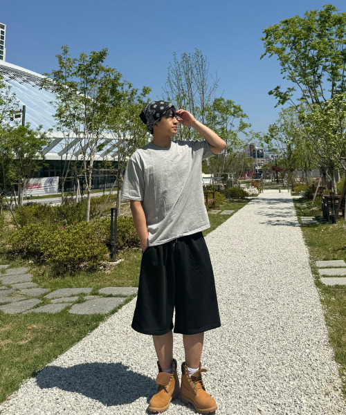 GCLIP（ジクリップ）の「デイリーストリングバンディングバミューダスウェットショートパンツ_4カラー（その他パンツ・メンズ・ブラック/チャコール/グレー/ホワイト系その他2・MEDIUM/LARGE/X-LARGE）」の22枚目の写真