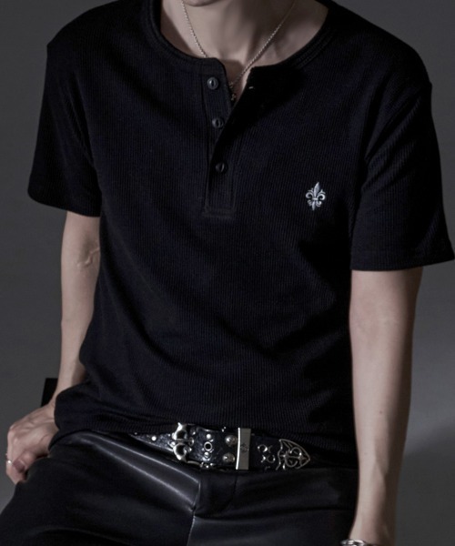 RUDOL（ルドル）の「『RUDOL/ルドル』ワンポイント刺繍ワッフルヘンリーネックTEE（Tシャツ/カットソー・メンズ・ブラック/ホワイト・L/M）」の7枚目の写真