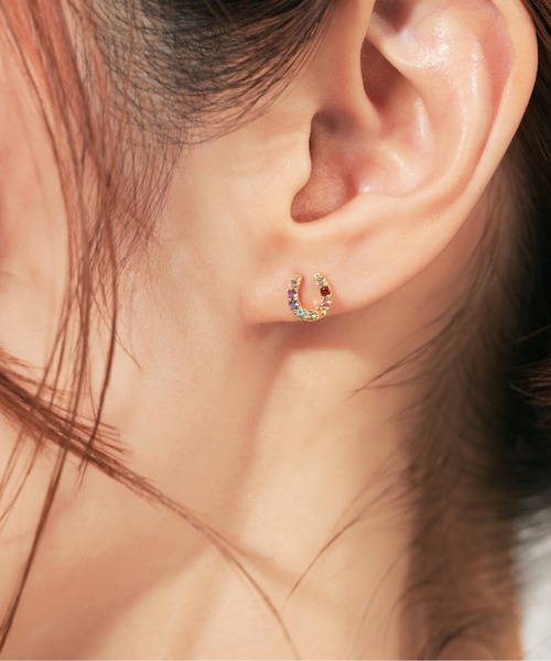 Jewel closet by L&Co.（ジュエルクローゼットバイエルアンドコー）の「K10 カラーストーン 馬蹄 ピアス（ピアス（両耳用）・レディース・イエローゴールド・FREE）」の3枚目の写真