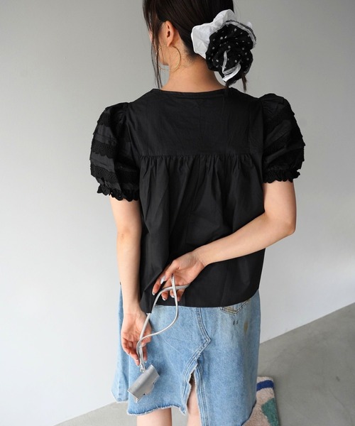 SANSeLF(サンセルフ)の「【SANSeLF】フロントリボンシャーリングレースパフブラウス saw26s063(シャツ/ブラウス・レディース・ホワイト/ピンク/ブラック・FREE)」の14枚目の写真