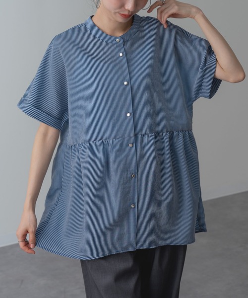 ANNA LUNA(アンナルナ)の「【ANNA LUNA】軽やかな シアー ストライプ 素材の 半袖 ペプラム ブラウス(シャツ/ブラウス・レディース・ベージュ/ブルー/ブラック・MEDIUM)」の18枚目の写真