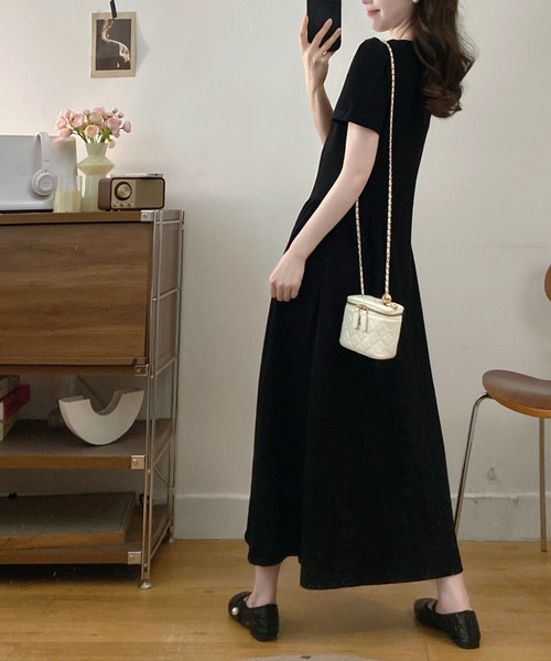 AMAJI（アマジ）の「レース切替 ワンピース（ワンピース・レディース・ブラック・LARGE/X-LARGE/XX-LARGE）」の2枚目の写真