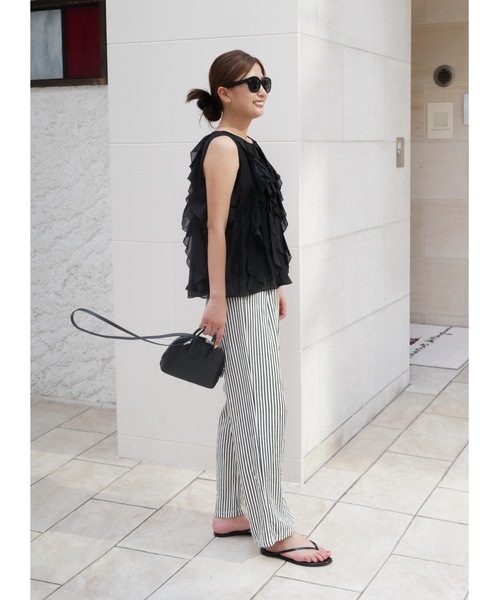 BeBeoD(べベッド)の「ストライプラップデザインストレートパンツ(その他パンツ・レディース・ネイビー/ブラック/ブラウン・フリー)」の10枚目の写真