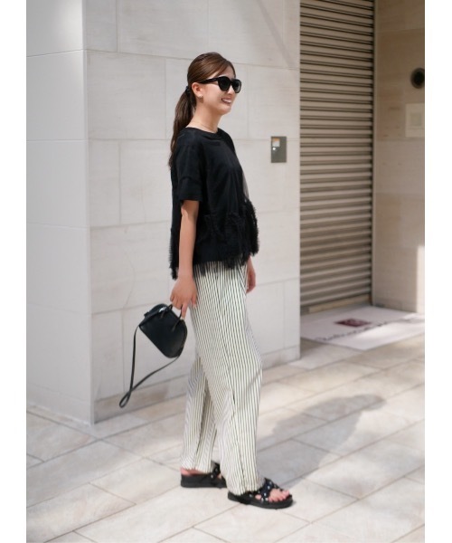 BeBeoD(べベッド)の「ストライプラップデザインストレートパンツ(その他パンツ・レディース・ネイビー/ブラック/ブラウン・フリー)」の4枚目の写真