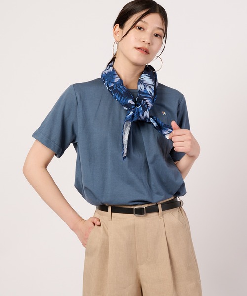 Arnold Palmer(アーノルドパーマー)の「リゾート スカーフアクセント タックTシャツ(Tシャツ/カットソー・レディース・ライトグリーン/ホワイト/サックスブルー・S/L/M)」の3枚目の写真