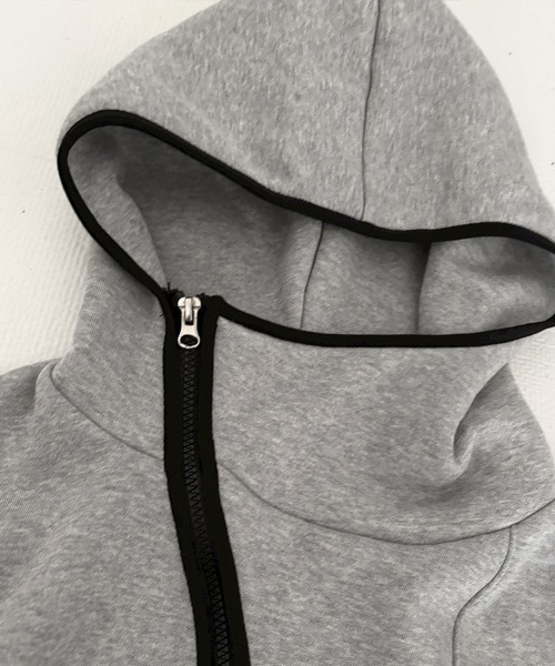 YACA(ヤーカ)の「Cropped Balaclava Hood Zip Up/クロップドバラクラバフードジップアップ(パーカー・レディース・グレー/ブラック・FREE)」の8枚目の写真