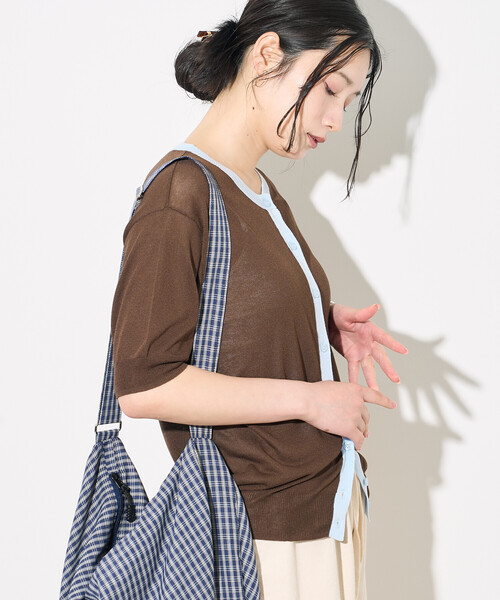 FREAK'S STORE（フリークスストア）の「FRUIT OF THE LOOM × FREAK'S STORE/フルーツオブザルーム 別注 シアー配色ニットカーディガン/リネンタッチ/サマーニットカーディガン（カーディガン/ボレロ・レディース・オフホワイト/ライトグレー/ブラウン・ﾌﾘ-）」の10枚目の写真