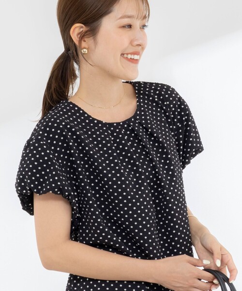 NOLLEY’S(ノーリーズ)の「【WEB限定】ウォッシャブルサッカードット袖ギャザーブラウス(シャツ/ブラウス・レディース・ホワイト系その他4/ブラック系その他3・38)」の10枚目の写真