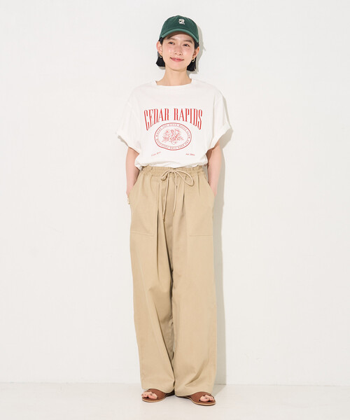 FREAK'S STORE(フリークスストア)の「フラワープリントTシャツ/ロゴTシャツ(Tシャツ/カットソー・レディース・オフホワイト/ライトグレー/チャコール・フリ-)」の4枚目の写真