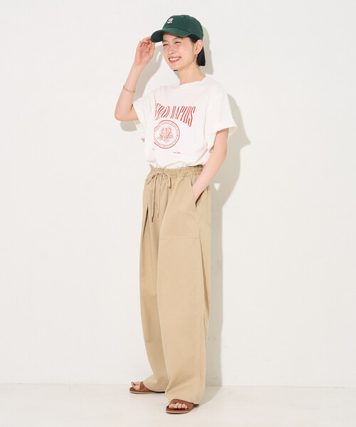 FREAK'S STORE(フリークスストア)の「フラワープリントTシャツ/ロゴTシャツ(Tシャツ/カットソー・レディース・オフホワイト/ライトグレー/チャコール・フリ-)」の6枚目の写真