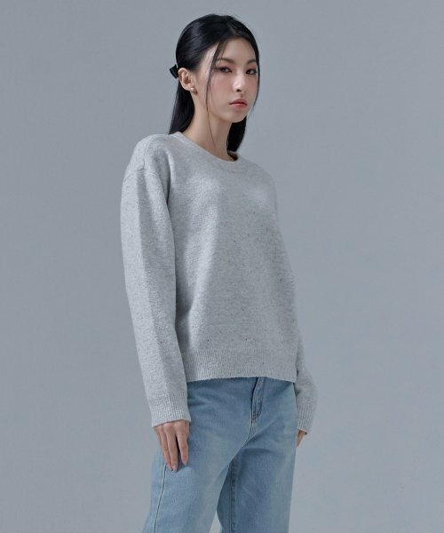 CHASECULT(チェイスカルト)の「レディース ネフ ラウンド セーター-CFRG5274D02(ニット/セーター・レディース・ライトグレー・85/90)」の4枚目の写真