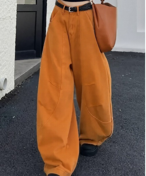 REBALANCE(リバランス)の「ワイドデニムパンツ(デニムパンツ・レディース・A・MEDIUM/LARGE/X-LARGE)」の1枚目の写真