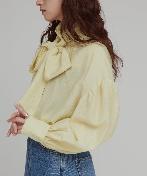W:Huku(フーク)の「スタンドカラー ボウタイ シアー ブラウス / Stand Collar Bow Tie Blouse(シャツ/ブラウス・レディース・イエロー系その他/ホワイト/グレー系その他・FREE)」の15枚目の写真