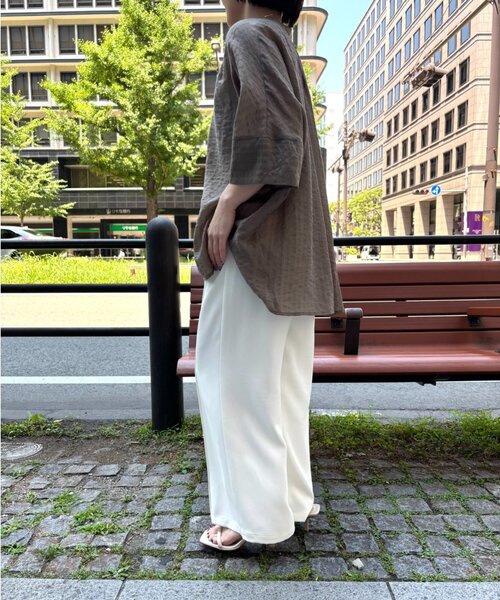 Jena espace merveilleux(ジェナ エスパスメルヴェイユ)の「サッカーブラウス(シャツ/ブラウス・レディース・ブラック/グレー/オフホワイト・FREE)」の11枚目の写真