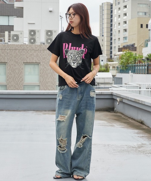 Chick(チック)の「Cheetah Print Compact T-Shirt / チーター プリント コンパクト Tシャツ ミニT チビT ヒョウ 豹 アニマル 動物 レディース メンズ 秋 秋服 2026年秋冬(Tシャツ/カットソー・レディース・ホワイト/ブラック/ベージュ・FREE)」の19枚目の写真