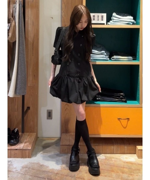 SLY(スライ)の「CUT BALLOON S/OP カットバルーンショートワンピース 夏服 秋服(ワンピース・レディース・ベージュ/グレー/ブラック・1/2)」の21枚目の写真