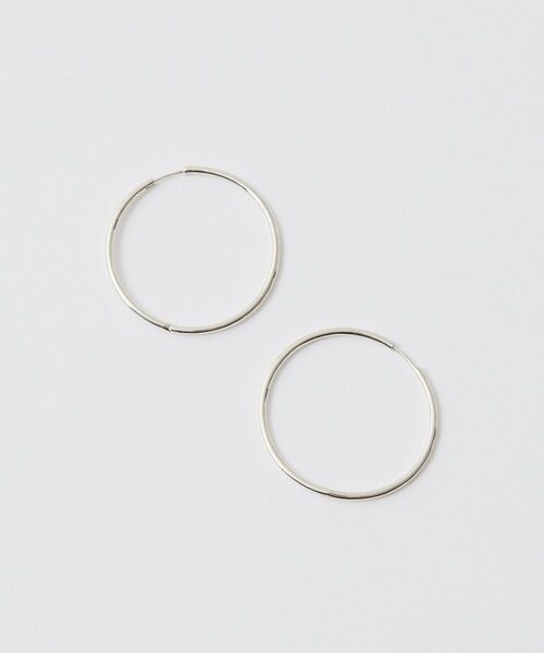 Whim Gazette(ウィムガゼット)の「【Hoaw.】ラージフープピアス(ピアス(両耳用)・レディース・シルバー/ゴールド・FREE)」の5枚目の写真