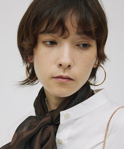 Whim Gazette(ウィムガゼット)の「【Hoaw.】ラージフープピアス(ピアス(両耳用)・レディース・シルバー/ゴールド・FREE)」の4枚目の写真