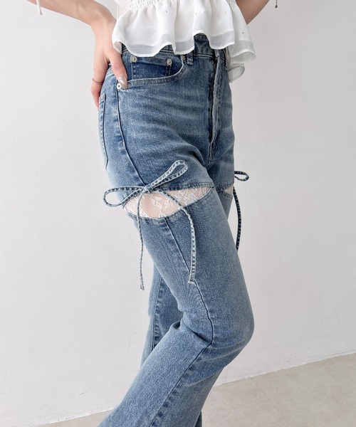 INGNI(イング)の「サイドリボンレース貼付フレアデニムパンツ(デニムパンツ・レディース・ブルー系その他3/ブルー系その他・S/M)」の5枚目の写真