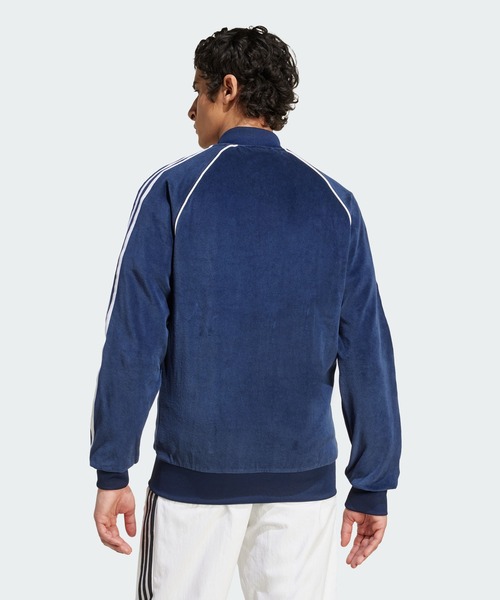 adidas(アディダス)の「SST アディカラー ベロア トラックトップ / ジャージ / トラックジャケット / アディダスオリジナルス adidas Originals(ジャージ・メンズ・ブルー・XX-LARGE/MEDIUM/LARGE/3XL/XX-SMALL/X-SMALL/X-LARGE/SMALL)」の5枚目の写真
