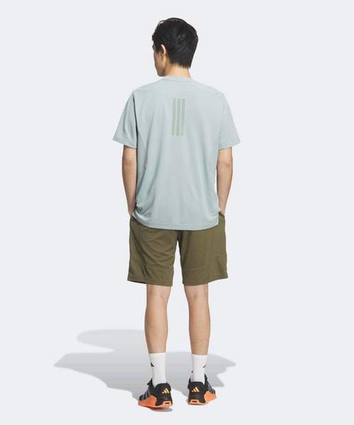 adidas(アディダス)の「テック エッセンシャルズ クールタッチ レギュラーフィット ステルス スリーバー 半袖Tシャツ / アディダス adidas(Tシャツ/カットソー・メンズ・グリーン・XX-LARGE/3XL/LARGE/MEDIUM/SMALL/X-LARGE/X-SMALL)」の2枚目の写真
