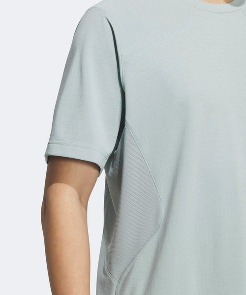 adidas(アディダス)の「テック エッセンシャルズ クールタッチ レギュラーフィット ステルス スリーバー 半袖Tシャツ / アディダス adidas(Tシャツ/カットソー・メンズ・グリーン・XX-LARGE/3XL/LARGE/MEDIUM/SMALL/X-LARGE/X-SMALL)」の4枚目の写真