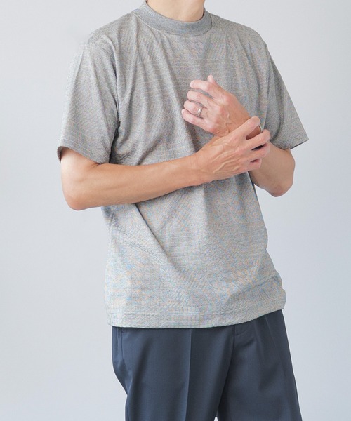 ELLE PLANETE(エルプラネット)の「モックネック ジャガードTシャツ - 半袖 ELLE PLANETE(Tシャツ/カットソー・メンズ・チャコールグレー/グレー・S/3L/L/M/LL)」の4枚目の写真