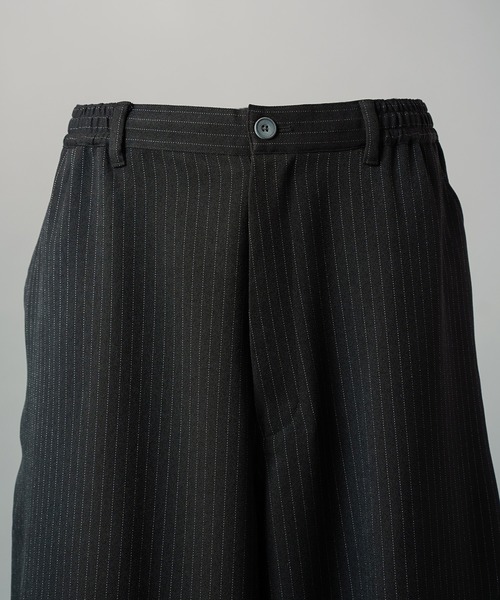 MAISON SPECIAL(メゾンスペシャル)の「《UNISEX》Curve Switching Prime-Wide Pants/カーブスイッチングプライムワイドパンツ【MAISON SPECIAL/メゾンスペシャル】■セットアップ対応■(その他パンツ・メンズ・ブラック/グレー・0/1/2)」の19枚目の写真