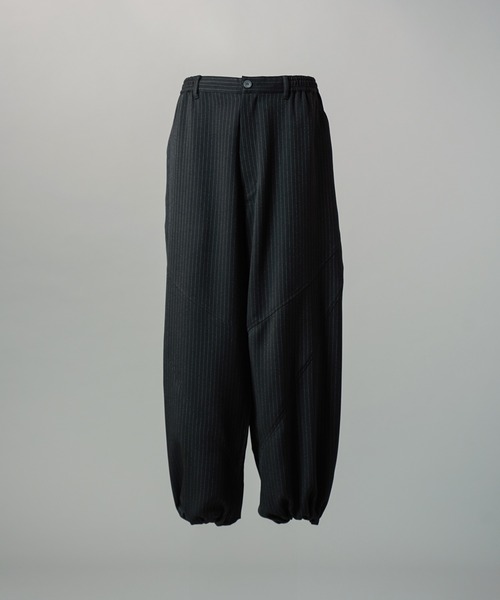 MAISON SPECIAL(メゾンスペシャル)の「《UNISEX》Curve Switching Prime-Wide Pants/カーブスイッチングプライムワイドパンツ【MAISON SPECIAL/メゾンスペシャル】■セットアップ対応■(その他パンツ・メンズ・ブラック/グレー・0/1/2)」の18枚目の写真