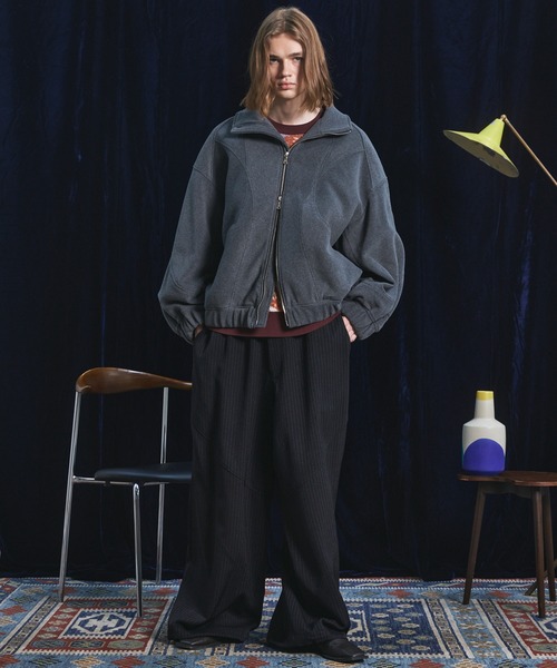 MAISON SPECIAL(メゾンスペシャル)の「《UNISEX》Curve Switching Prime-Wide Pants/カーブスイッチングプライムワイドパンツ【MAISON SPECIAL/メゾンスペシャル】■セットアップ対応■(その他パンツ・メンズ・ブラック/グレー・0/1/2)」の4枚目の写真