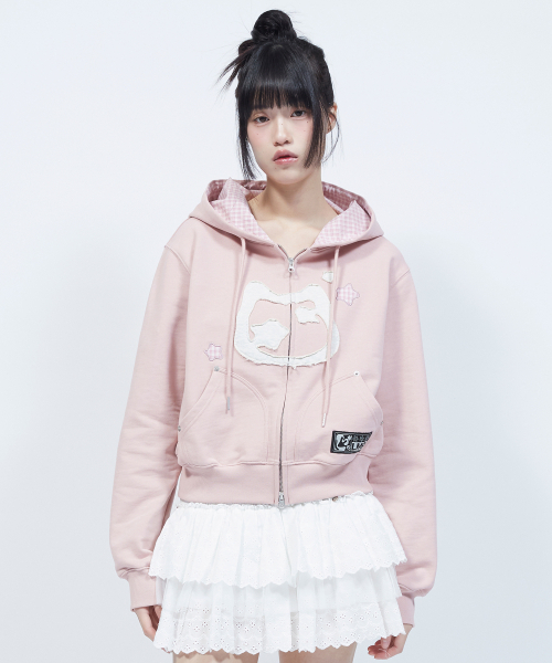 LMR(エルエムアール)の「キャットシンボルパッチワーククロップフードジップアップ PINK(パーカー・レディース・PINK・LARGE/SMALL/MEDIUM)」の1枚目の写真