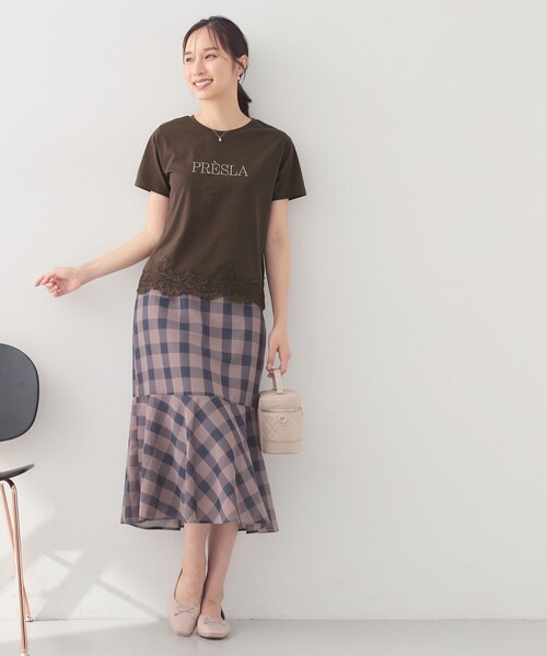 index(インデックス)の「【接触冷感/UVケア】裾レースロゴTシャツ《洗濯機OK/S-3L》(Tシャツ/カットソー・レディース・ブラウン系その他/ブラック/サックスブルー/オフホワイト・36/44/42/40/38)」の19枚目の写真