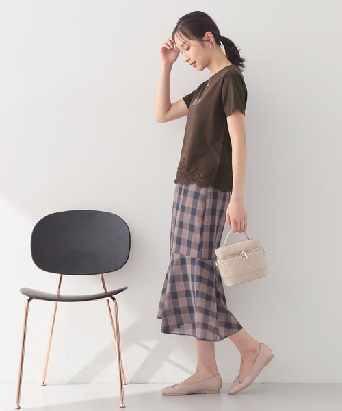index(インデックス)の「【接触冷感/UVケア】裾レースロゴTシャツ《洗濯機OK/S-3L》(Tシャツ/カットソー・レディース・ブラウン系その他/ブラック/サックスブルー/オフホワイト・36/44/42/40/38)」の20枚目の写真