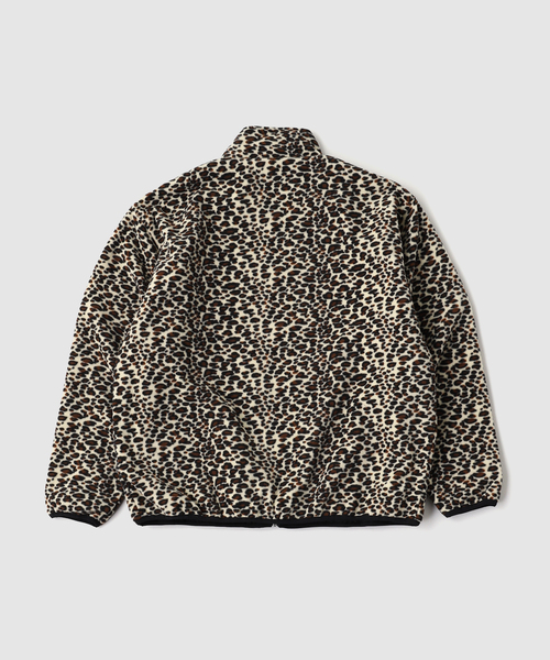 WISM(ウィズム)の「GRAND COLLECTION / グランド コレクション REVERSIBLE FLEECE LEOPARD JACKET(その他アウター・メンズ・ベージュ・LARGE/MEDIUM)」の8枚目の写真