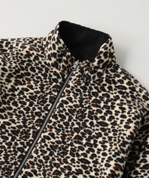WISM(ウィズム)の「GRAND COLLECTION / グランド コレクション REVERSIBLE FLEECE LEOPARD JACKET(その他アウター・メンズ・ベージュ・LARGE/MEDIUM)」の7枚目の写真