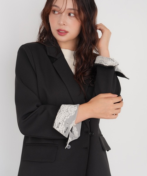ASTORIA ODIER(アストリアオディール)の「袖レースダブルブレストジャケット(テーラードジャケット・レディース・ブラック/ライトグレー・MEDIUM)」の4枚目の写真