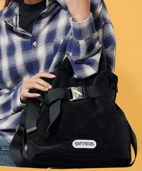 OUTDOOR PRODUCTS(アウトドアプロダクツ)の「OUTDOOR PRODUCTS/アウトドアプロダクツ 2way Belt Tote ベルトトートバック フェイクレザー ナチュラル アウトドア ピクニック ユニセックス 通勤 通学 2026秋冬(トートバッグ・メンズ・ブラック/ベージュ/グレー・FREE)」の2枚目の写真