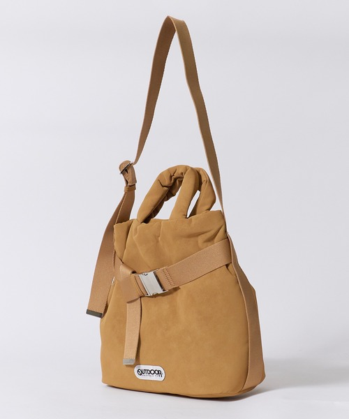 OUTDOOR PRODUCTS(アウトドアプロダクツ)の「OUTDOOR PRODUCTS/アウトドアプロダクツ 2way Belt Tote ベルトトートバック フェイクレザー ナチュラル アウトドア ピクニック ユニセックス 通勤 通学 2026秋冬(トートバッグ・メンズ・ブラック/ベージュ/グレー・FREE)」の15枚目の写真