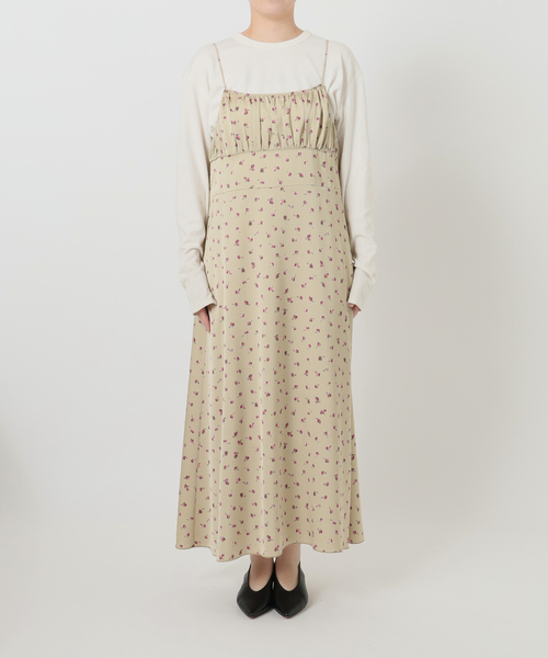 SLOBE IENA(スローブイエナ)の「フラワープリントサテンキャミワンピース(ワンピース・レディース・ベージュ・FREE)」の20枚目の写真