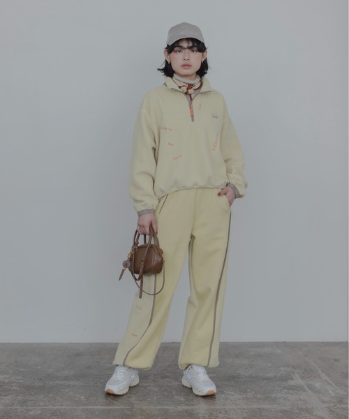 Eimee Law（エイミーロウ）の「ランダム刺繍フリース アーチパンツ（その他パンツ・レディース・ダークグレー/ライトイエロー/ライトベージュ・FREE）」の9枚目の写真