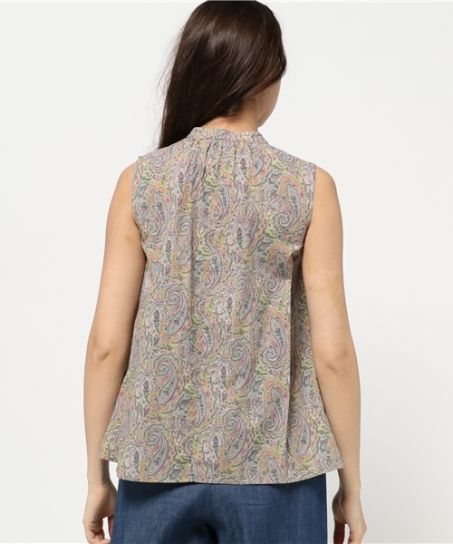 NATURAL BEAUTY BASIC（ナチュラルビューティーベーシック）の「【AneCan 6月号掲載】《LIBERTY》テッサブラウス（シャツ/ブラウス・レディース・レッド/ライトグリーン・SMALL/MEDIUM）」の7枚目の写真