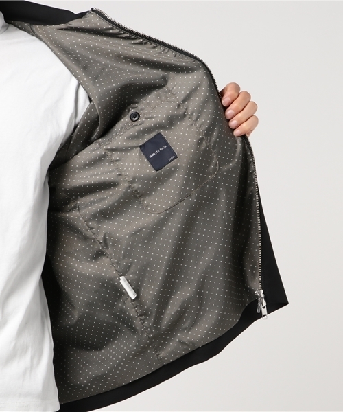 SHIPS JET BLUE(シップスジェットブルー)の「SHIPS JET BLUE: TR ドリズラー ブルゾン(ブルゾン・メンズ・ブラック/ベージュ・MEDIUM/SMALL/LARGE)」の4枚目の写真