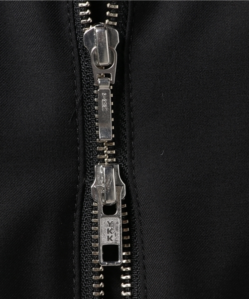 SHIPS JET BLUE(シップスジェットブルー)の「SHIPS JET BLUE: TR ドリズラー ブルゾン(ブルゾン・メンズ・ブラック/ベージュ・MEDIUM/SMALL/LARGE)」の5枚目の写真