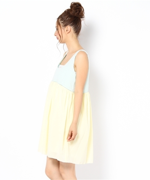 Kastane（カスタネ）の「バイカラーハシゴレースOP（ワンピース・レディース・ライトグリーン/ピンクベージュ/ブルー/ベージュ・FREE）」の12枚目の写真