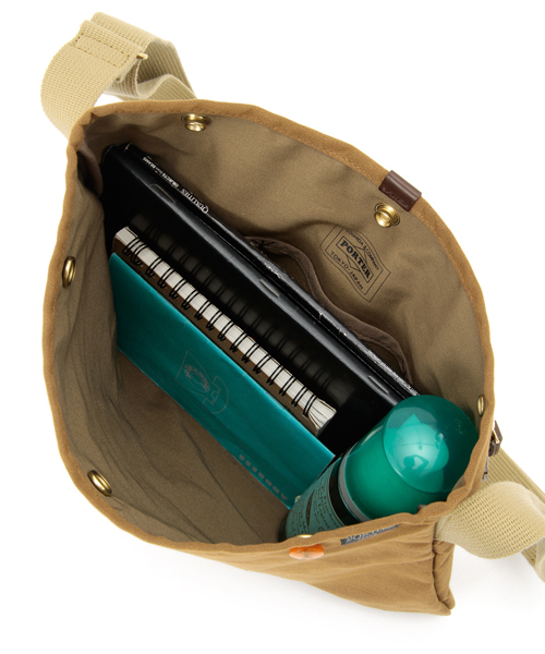 PORTER（ポーター）の「PORTER / “COPPI” サコッシュ ショルダーバッグ（ショルダーバッグ・メンズ・グレー/ブラック/ベージュ/グリーン/ネイビー・ONE SIZE）」の21枚目の写真