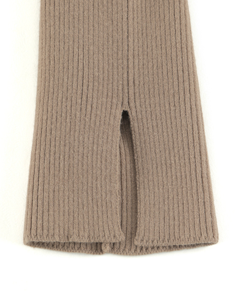 LAKOLE（ラコレ）の「【マシーンウォッシャブル】12Gニットリブレギンス / LAKOLE（レギンス/スパッツ・レディース・アイボリー/ブラック/ベージュ・SMALL/MEDIUM）」の7枚目の写真