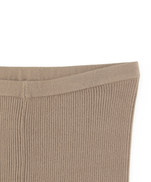 LAKOLE（ラコレ）の「【マシーンウォッシャブル】12Gニットリブレギンス / LAKOLE（レギンス/スパッツ・レディース・アイボリー/ブラック/ベージュ・SMALL/MEDIUM）」の8枚目の写真